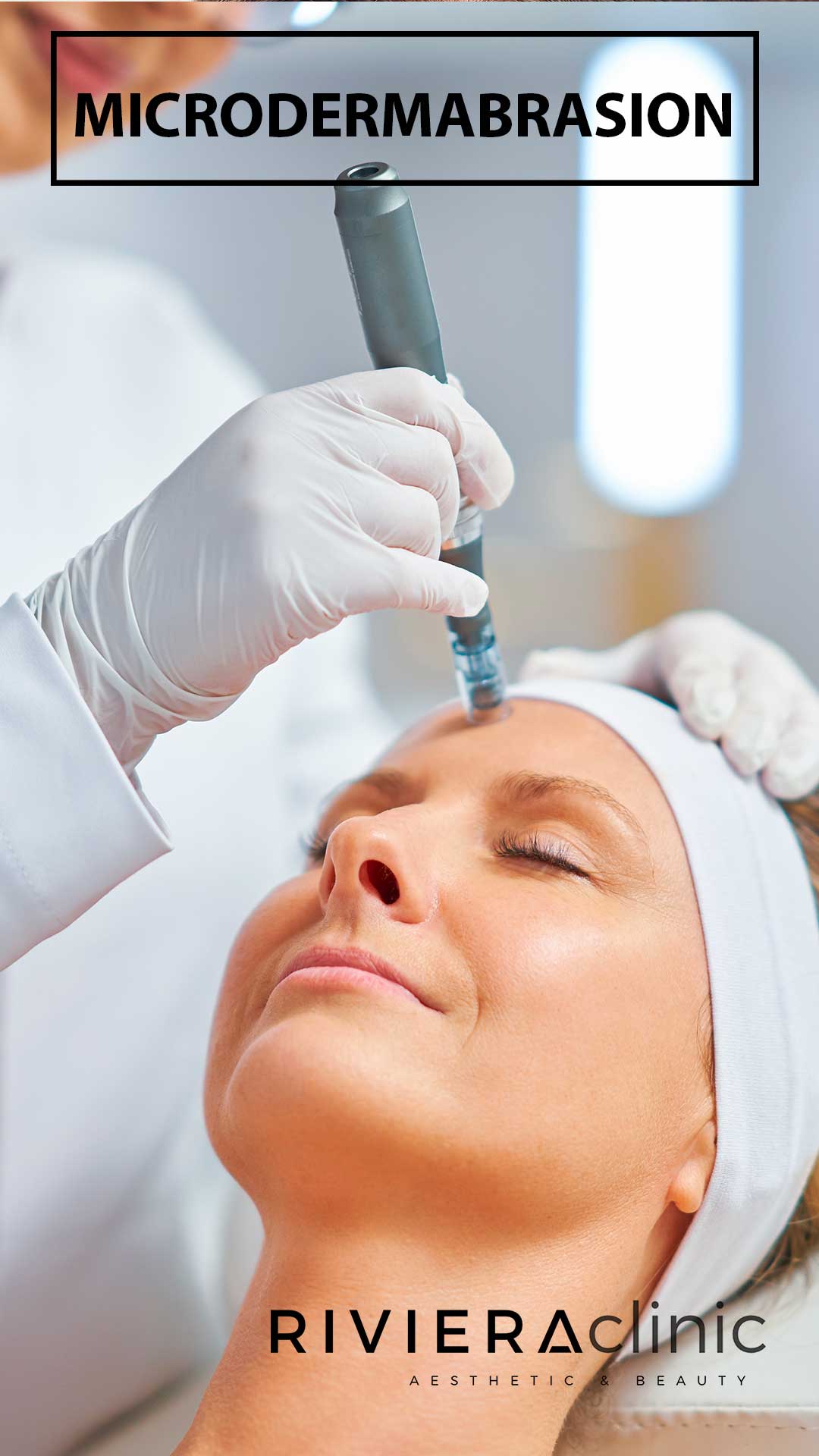 Microdermabrasion pour assainir la peau à la RIVIERACLinic Lausanne